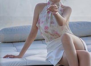 秀人网 – 身段好到不行，芝芝booty的体操服福利，原图发来，有点不敢直视呢。
