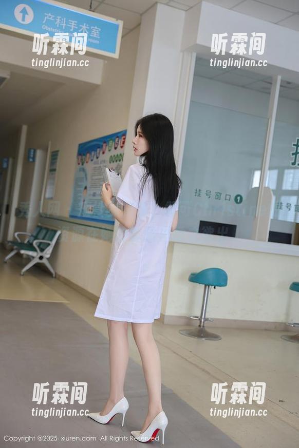 秀人网-黄可Christine 秀人网 - 短裤穿搭季,黄可Christine的资源在她的套图里呼之欲出。