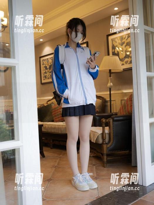 紧急企划-林书辞 紧急企划 - 你们看林书辞的美腿私房写真,简直是腿界的一道风景,转个身都能打广告。