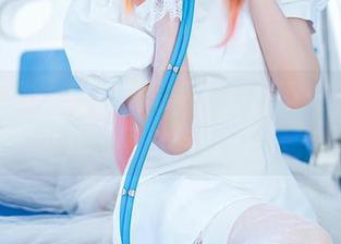 半夜看绮太郎睡衣写真…哦，下载？等会儿这个可以研究一下。