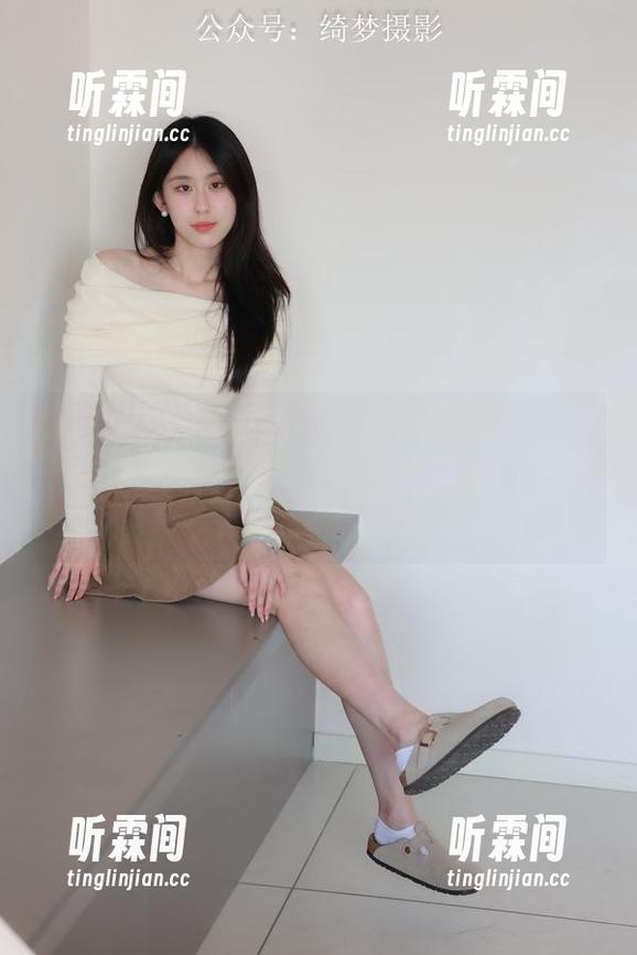绮梦摄影-阿依夏 绮梦摄影 - 阿依夏这次的珍藏原图,完全没有выдолбить水印,真敢放飞自我!