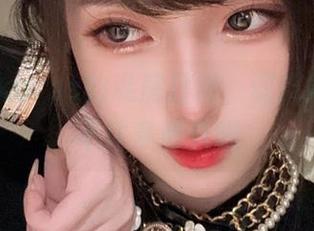 腐团儿Ikaros的私房日常，调皮得让我忍不住多看几眼