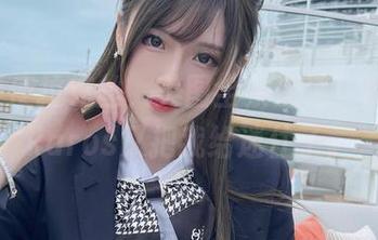 大元素使拉克丝，美图全景速递！腐团儿Ikaros又把我给迷住了。