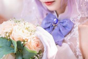 新作品上线，艾西Aiwest的厨娘形象颠覆我的三观。