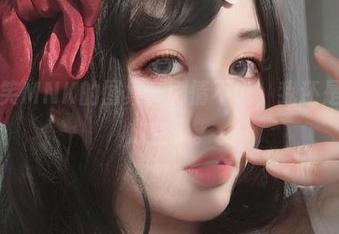 芊川一笑MNK的图集，剧情不说，我还是不小心放空了。