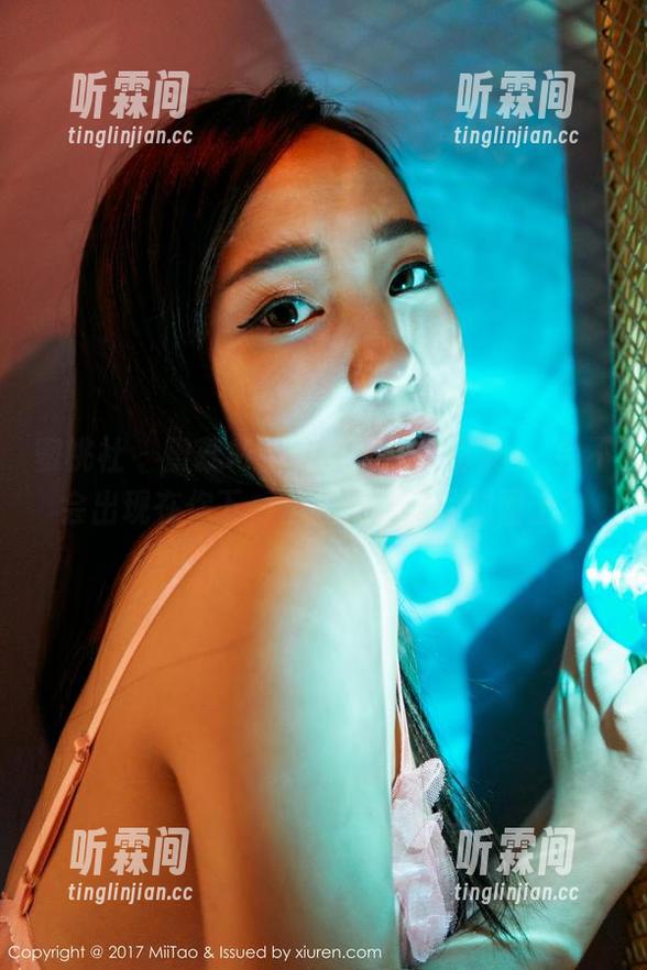 蜜桃社-蜜蕊Mary 蜜桃社 - 蜜蕊Mary的天台作品集――会不会出现在你下一个社交网站的封面上?