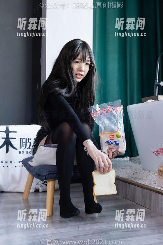袜啵啵-甜甜圈 袜啵啵 - 在节点里总能发现甜甜圈的新流行,特别这两双皮鞋!