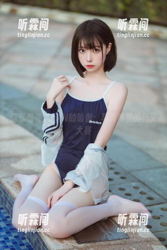 许岚LAN 这就是许岚LAN的瑜伽:写真集里的劈叉大赛