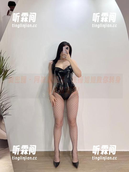 铁锤姐姐 微密圈 - 网袜新玩法,铁锤姐姐教你转身与风的资源!