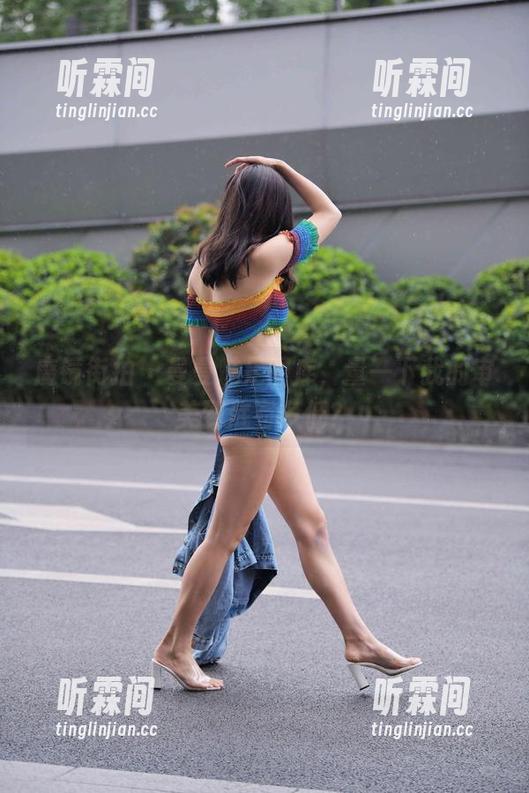 魔镜街拍 - 曼曼魅足图库，量一下我的审美到底有多低？